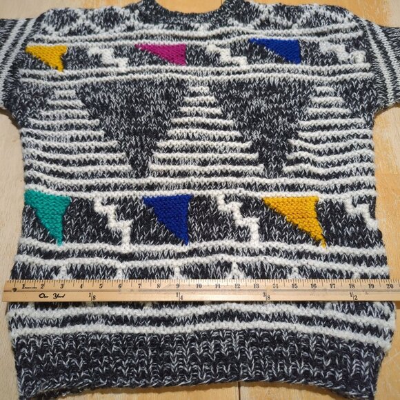 Permit Vintage Mens Sweater Sz M Geometric Black White Acrylic Triangle Pattern - Picture 10 of 16